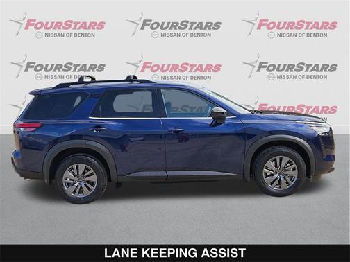 2026 Nissan Pathfinder SV