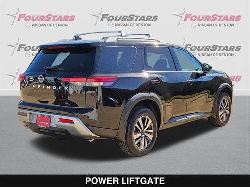 2025 Nissan Pathfinder SL FWD