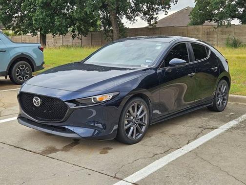 2023 Mazda Mazda3 FWD w/Preferred Package