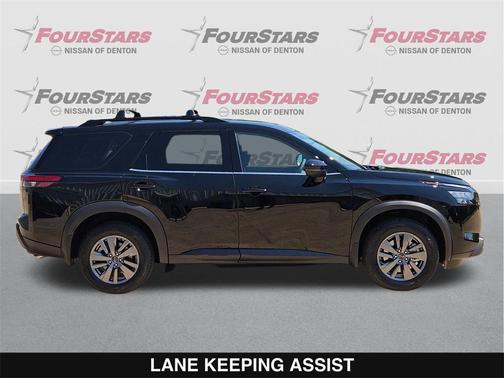 2025 Nissan Pathfinder SV FWD