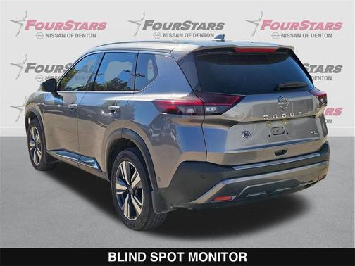 2023 Nissan Rogue SL