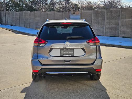 2020 Nissan Rogue SV