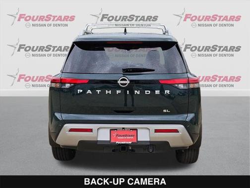 2025 Nissan Pathfinder SL FWD