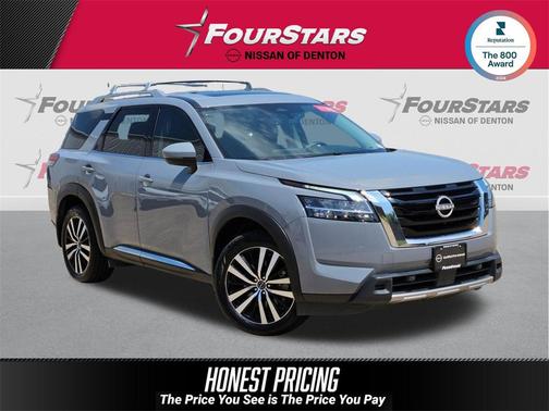 2023 Nissan Pathfinder Platinum FWD