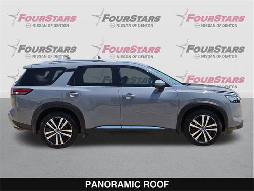 2023 Nissan Pathfinder Platinum FWD