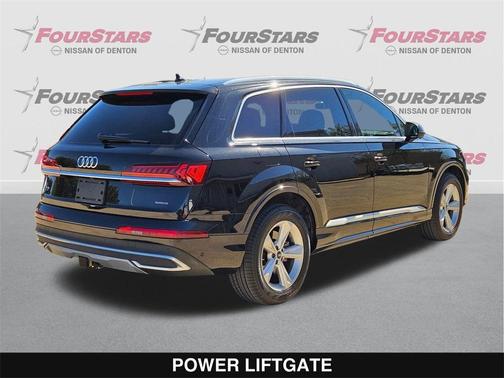 2022 Audi Q7 45 Premium Plus