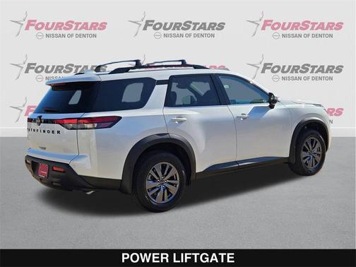 2025 Nissan Pathfinder SV FWD