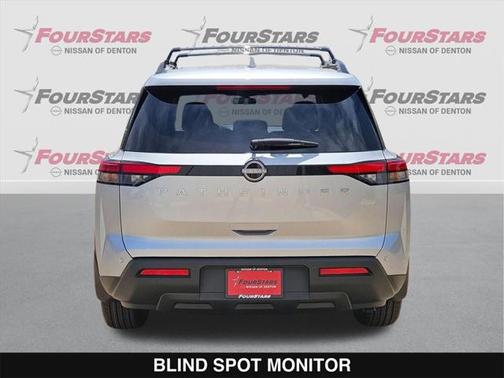 2025 Nissan Pathfinder SV FWD