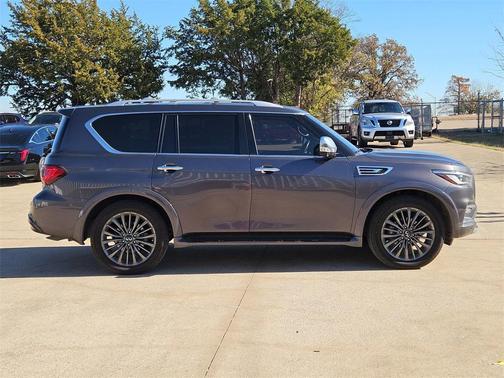 2022 INFINITI QX80 SENSORY