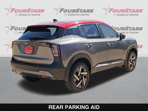 Gun Metallic/Scarlet Ember Tintcoat 2026 Nissan Kicks SV