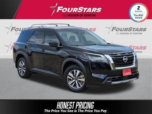 2025 Nissan Pathfinder SL 4WD