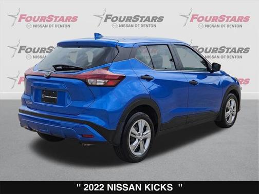 2022 Nissan Kicks S