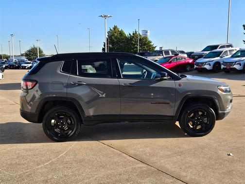 2023 Jeep Compass Trailhawk