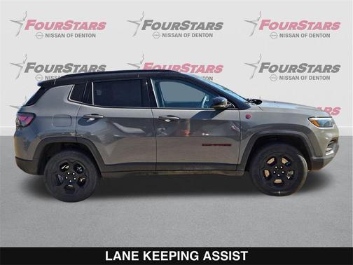 2023 Jeep Compass Trailhawk