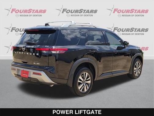 2025 Nissan Pathfinder SL 4WD