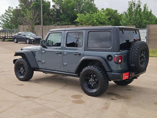 Anvil Clear Coat 2024 Jeep Wrangler Willys