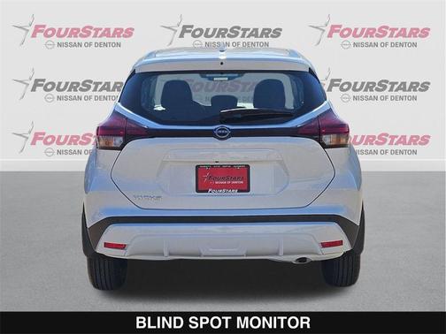 2025 Nissan Kicks S