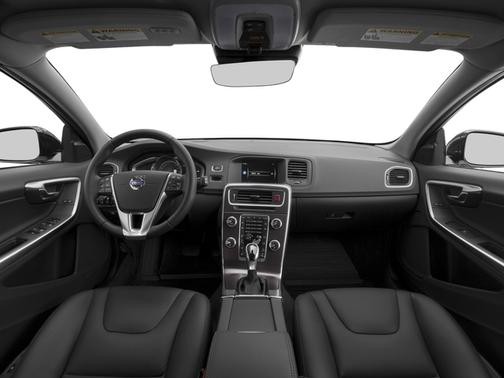 Crystal White Pearl 2018 Volvo V60 Cross Country T5