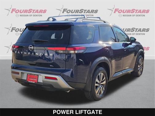 2025 Nissan Pathfinder SL FWD