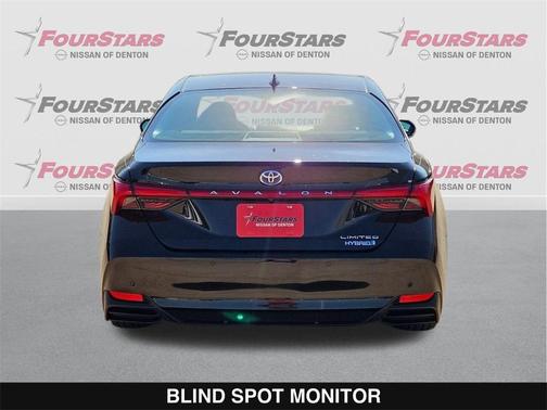 2019 Toyota Avalon Hybrid Limited