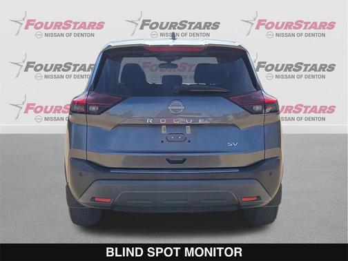 2022 Nissan Rogue SV