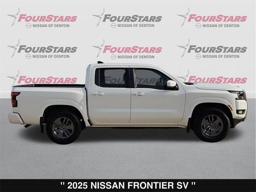 2025 Nissan Frontier SV