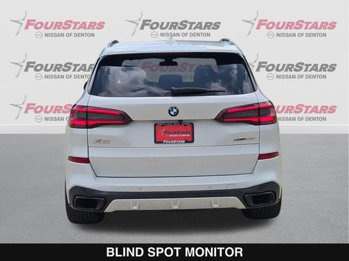 Mineral White Metallic 2022 BMW X5 xDrive40i
