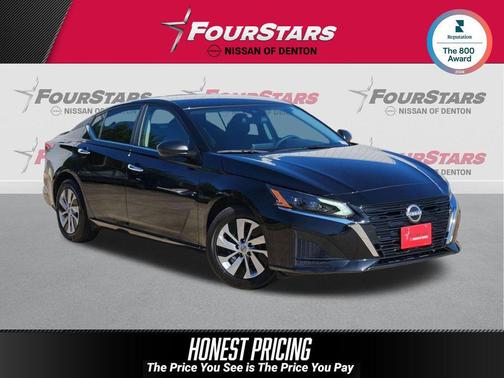 Super Black Clearcoat 2025 Nissan Altima S FWD