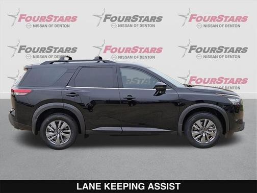 2025 Nissan Pathfinder SV FWD