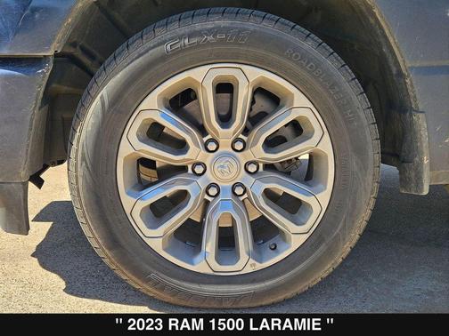 Patriot Blue Pearlcoat 2023 RAM 1500 Laramie