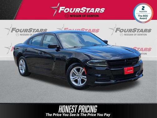 Pitch Black Clearcoat 2022 Dodge Charger SXT