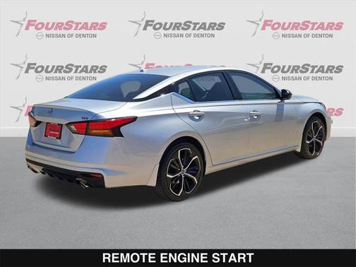2025 Nissan Altima SR FWD