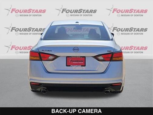 2025 Nissan Altima SR FWD