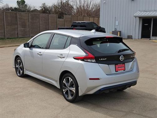 2022 Nissan Leaf SV PLUS 62 kWh