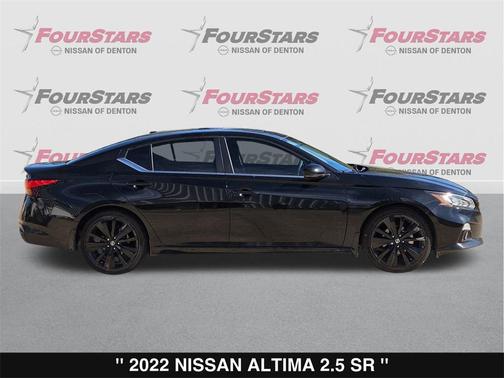 2022 Nissan Altima SR FWD