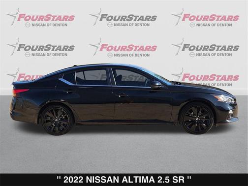 2022 Nissan Altima SR FWD
