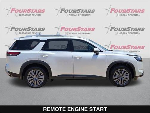 2025 Nissan Pathfinder SL FWD