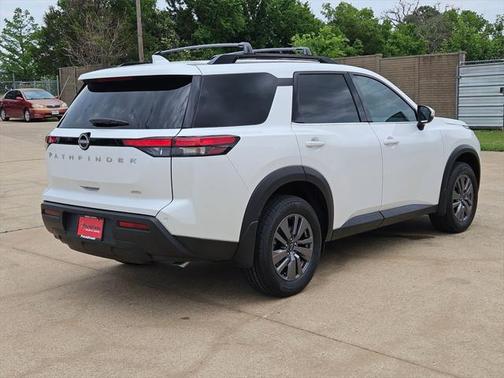 2025 Nissan Pathfinder SV 4WD