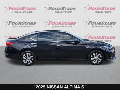 2025 Nissan Altima S FWD