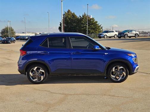 2022 Hyundai VENUE Limited