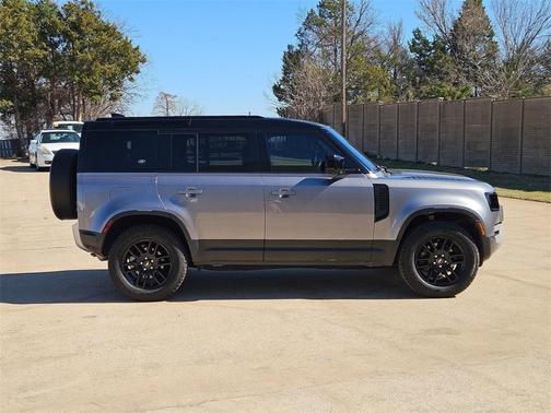 2023 Land Rover Defender 110 S