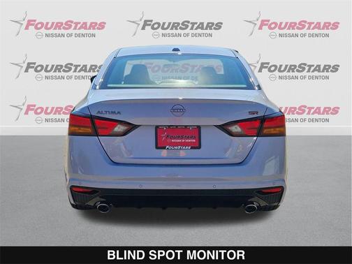 2025 Nissan Altima SR FWD