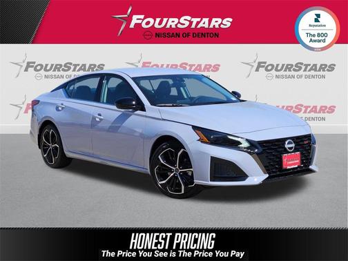 2025 Nissan Altima SR FWD