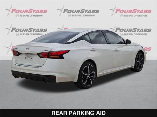 2023 Nissan Altima SR FWD