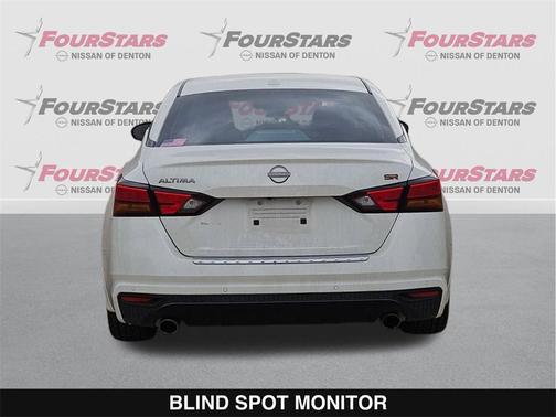 2023 Nissan Altima SR FWD