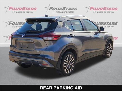 2021 Nissan Kicks SV