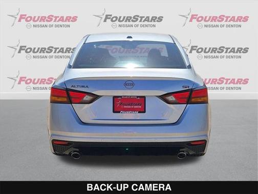 2025 Nissan Altima SR FWD