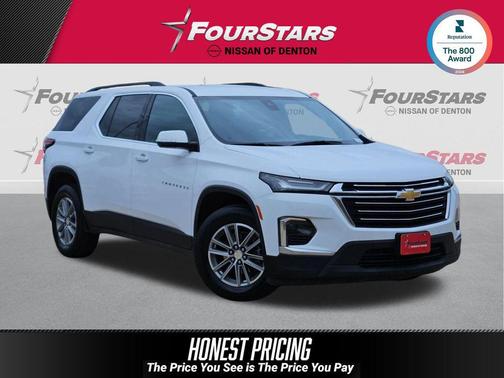 Summit White 2023 Chevrolet Traverse LT Cloth