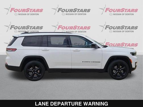 Bright White Clearcoat 2023 Jeep Grand Cherokee L Altitude