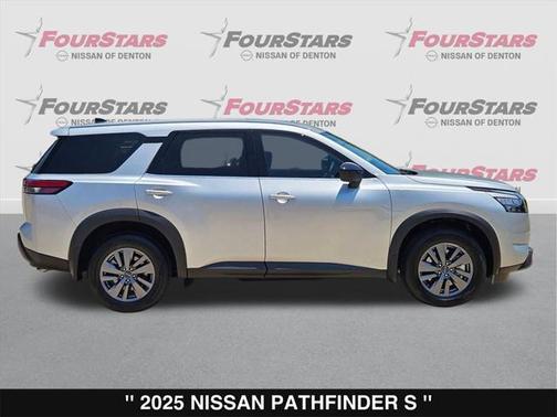 2025 Nissan Pathfinder S FWD
